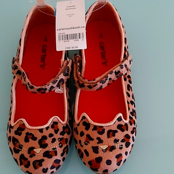 3/$30💕Youth Carter's shose. - Picture 1 of 5